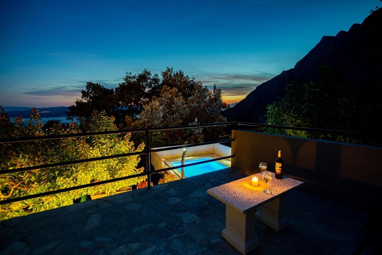 Bast Stone House Nikolina With Heated Poolヴィラ エクステリア 写真