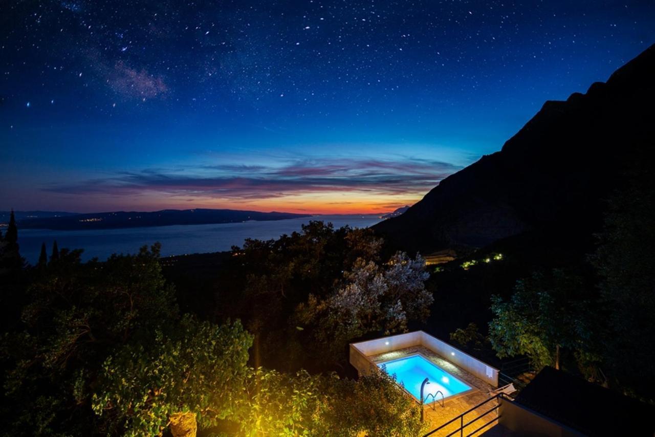 Bast Stone House Nikolina With Heated Poolヴィラ エクステリア 写真